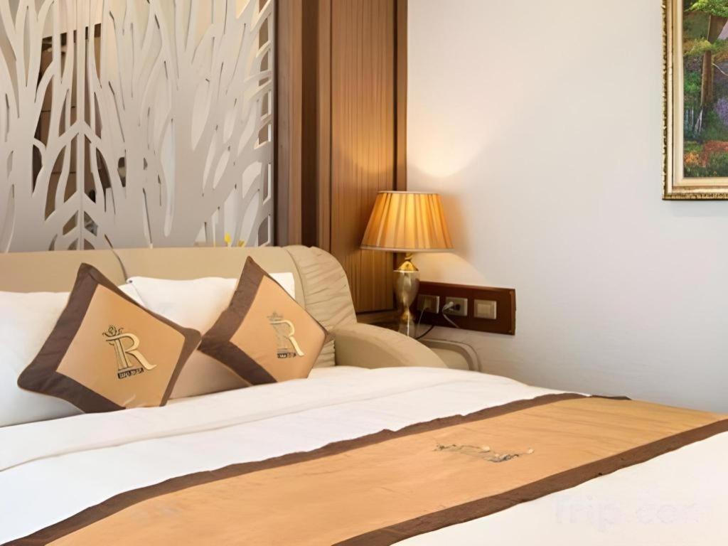 Royal Palace Hotel Tuyen Quang Bagian luar foto