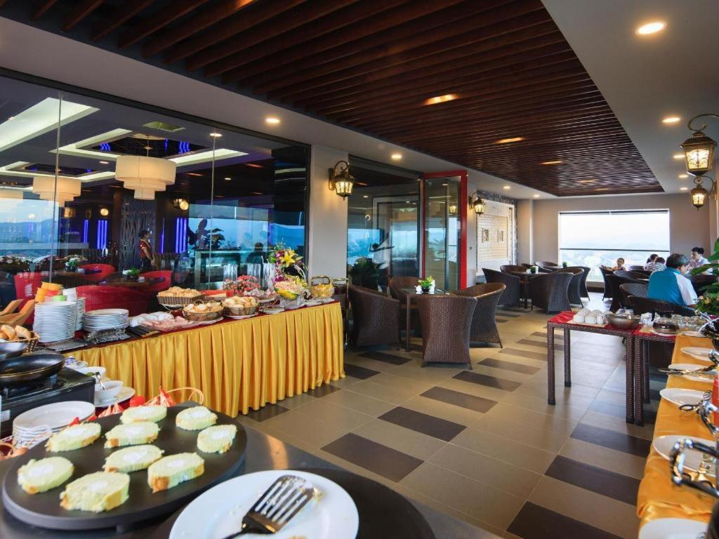 Royal Palace Hotel Tuyen Quang Bagian luar foto