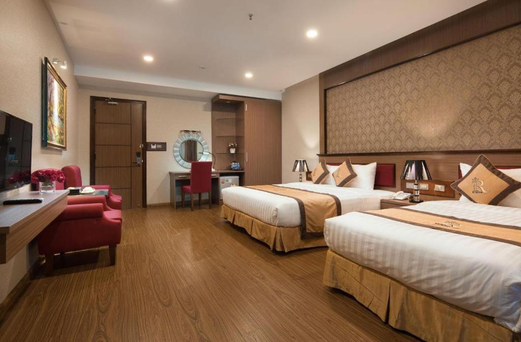 Royal Palace Hotel Tuyen Quang Bagian luar foto