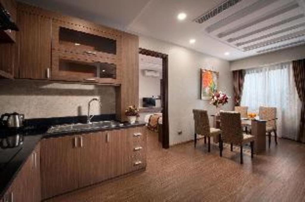 Royal Palace Hotel Tuyen Quang Bagian luar foto