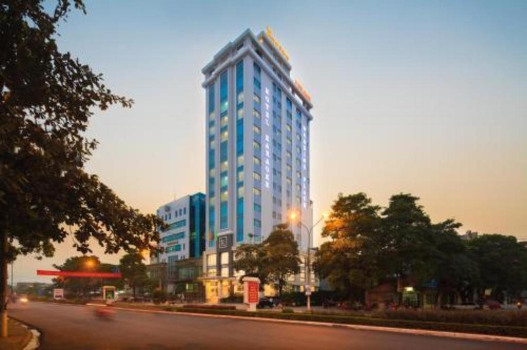 Royal Palace Hotel Tuyen Quang Bagian luar foto