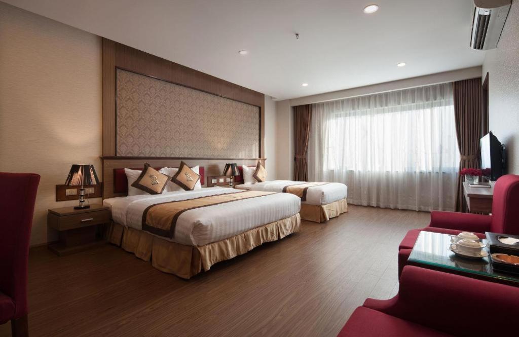 Royal Palace Hotel Tuyen Quang Bagian luar foto