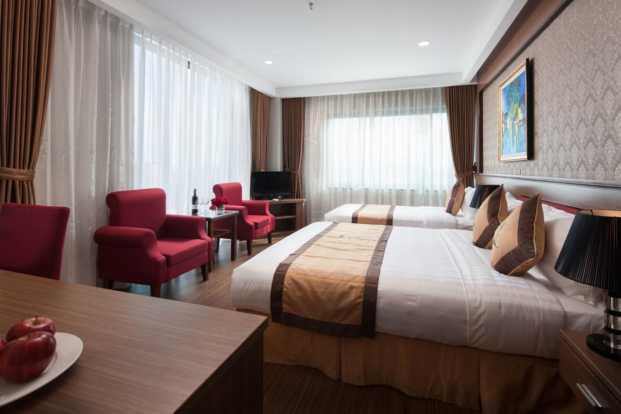 Royal Palace Hotel Tuyen Quang Bagian luar foto